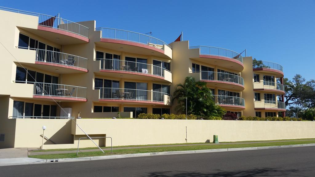 Alexander Beachfront Apartments Hervey Bay Ngoại thất bức ảnh