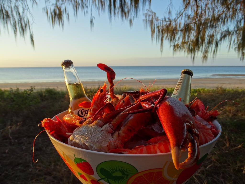 Alexander Beachfront Apartments Hervey Bay Ngoại thất bức ảnh