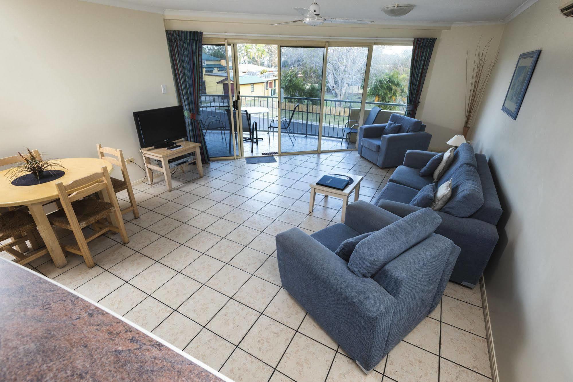Alexander Beachfront Apartments Hervey Bay Ngoại thất bức ảnh
