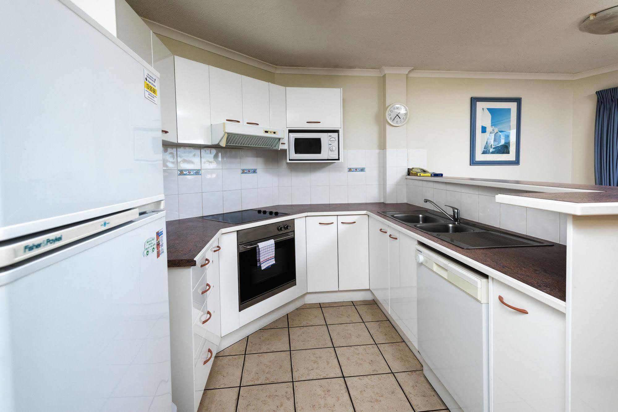 Alexander Beachfront Apartments Hervey Bay Ngoại thất bức ảnh