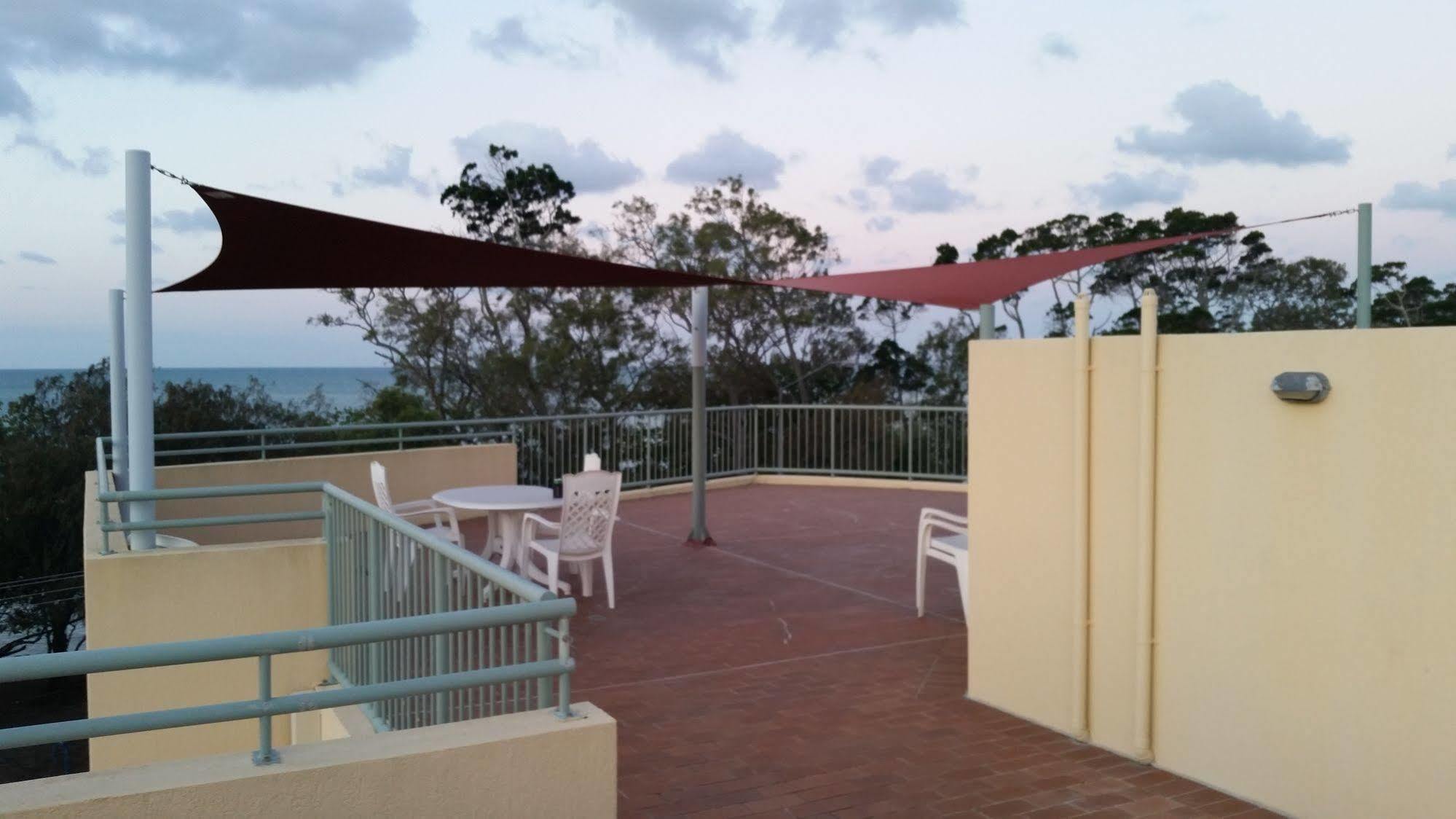 Alexander Beachfront Apartments Hervey Bay Ngoại thất bức ảnh