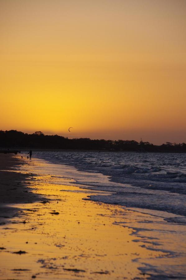 Alexander Beachfront Apartments Hervey Bay Ngoại thất bức ảnh