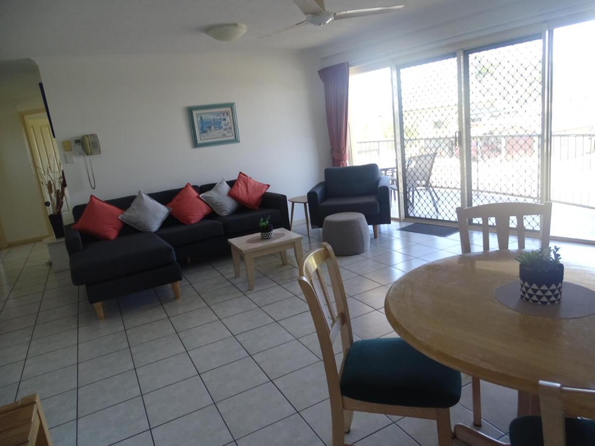 Alexander Beachfront Apartments Hervey Bay Ngoại thất bức ảnh
