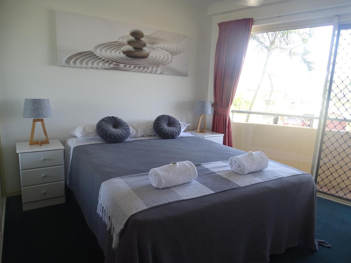 Alexander Beachfront Apartments Hervey Bay Ngoại thất bức ảnh
